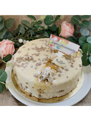 Mot personnalisé sur le gâteau